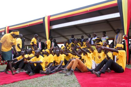 H.E President Yoweri Museveni pose for a photo with NRM Mobilisers in Agago district during the International day celebration 1st May 2019