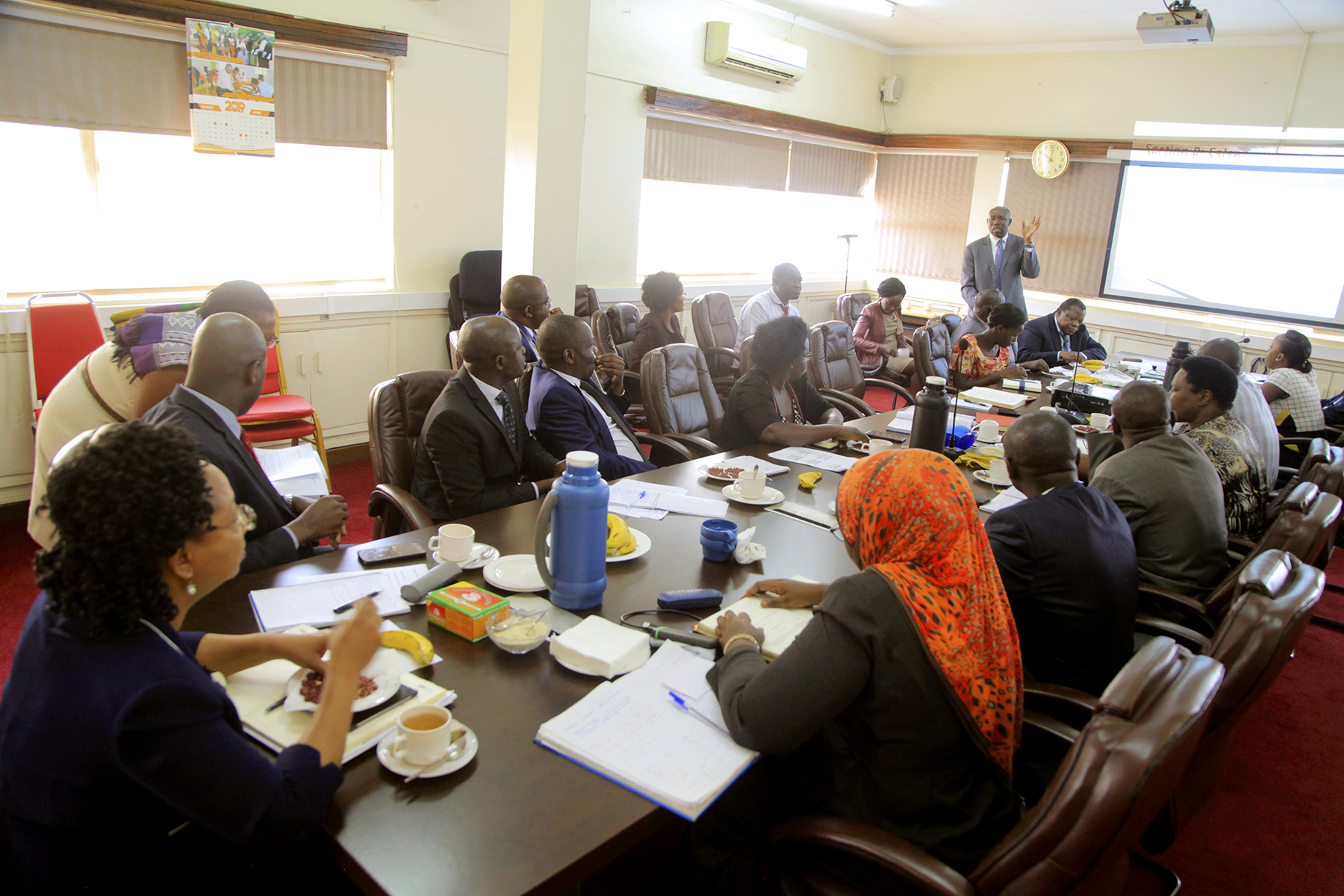 MINISTRY PRESENTS STAKEHOLDERS' VIEWS ON PUBLIC SERVICE STANDING ORDERS 2010 REVIEWS TO SMT IN THE BOARDROOM